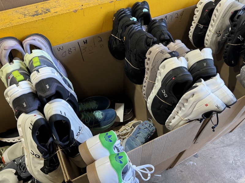 athletic shoes export pallet