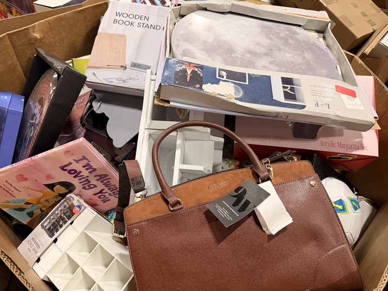 Off-Price Name-Brand Mixed Merchandise Truckload – New Shelf Pulls - Image 9