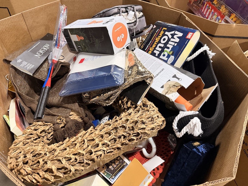 Off-Price Name-Brand Mixed Merchandise Truckload – New Shelf Pulls - Image 10