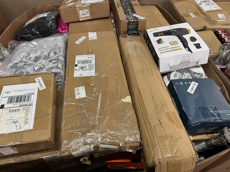 E-Commerce Undeliverables USPS Mixed Merchandise Truckload - Image 4