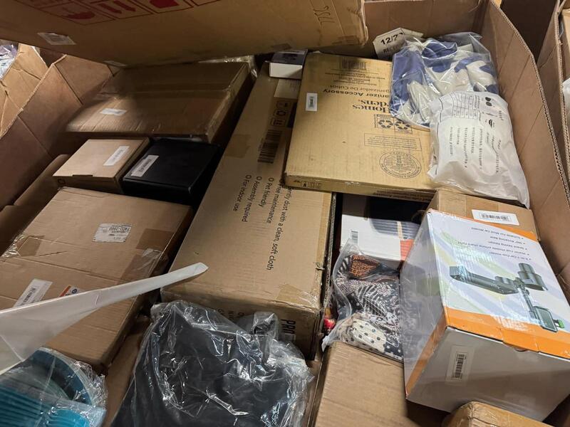 E-Commerce Undeliverables USPS Mixed Merchandise Truckload - Image 6