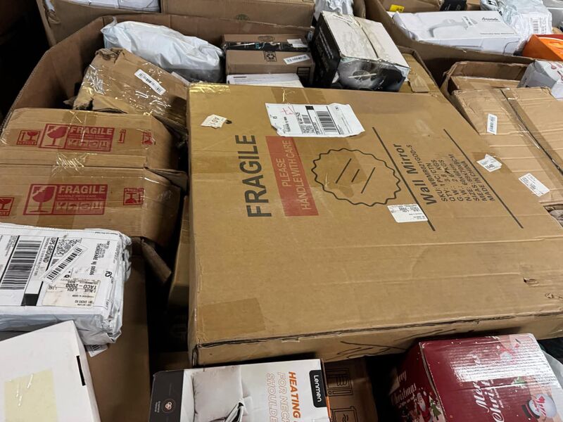 E-Commerce Undeliverables USPS Mixed Merchandise Truckload - Image 5