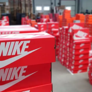 Nike shoes pallet