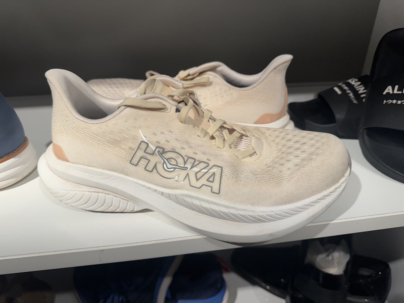 Zappos Name-Brand Shoes Pallet – Like New Premium Footwear (360 Pairs)