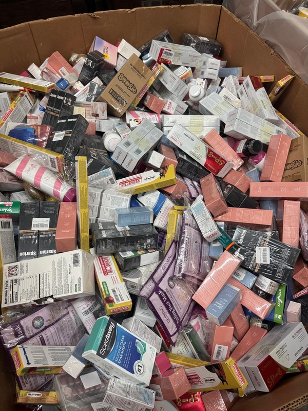 Amazon Health & Beauty Mixed Pallet - Image 4