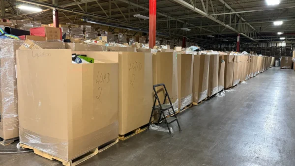 Amazon Fulfillment Center Mixed General Merchandise HPC Truckload