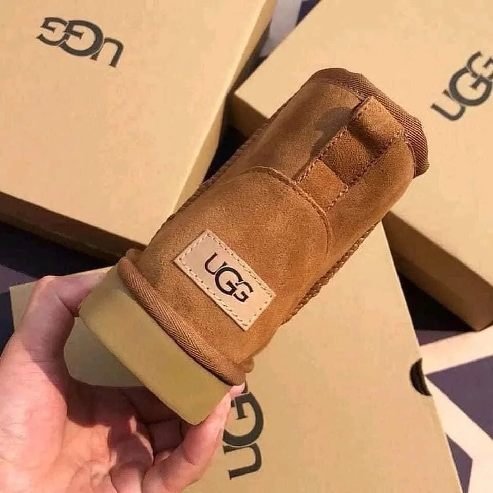 UGG Shoes Pallets – 120 Mixed Men’s & Women’s Brand New Pairs - Image 3