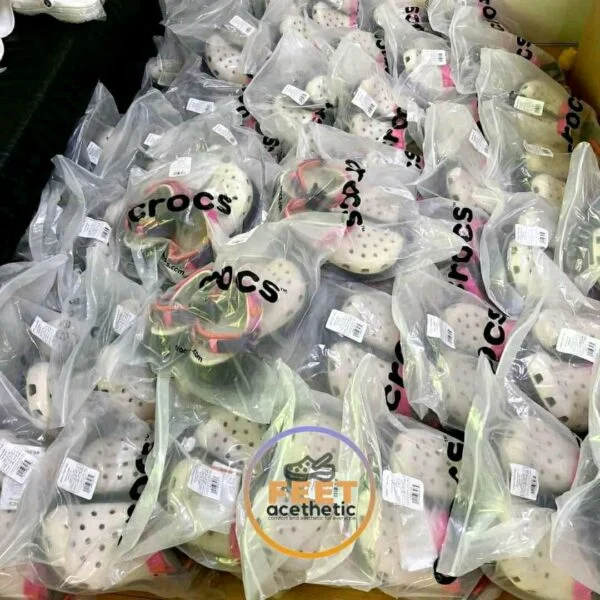 Crocs Footwear Pallet – Massive Comfort Seller - Image 4