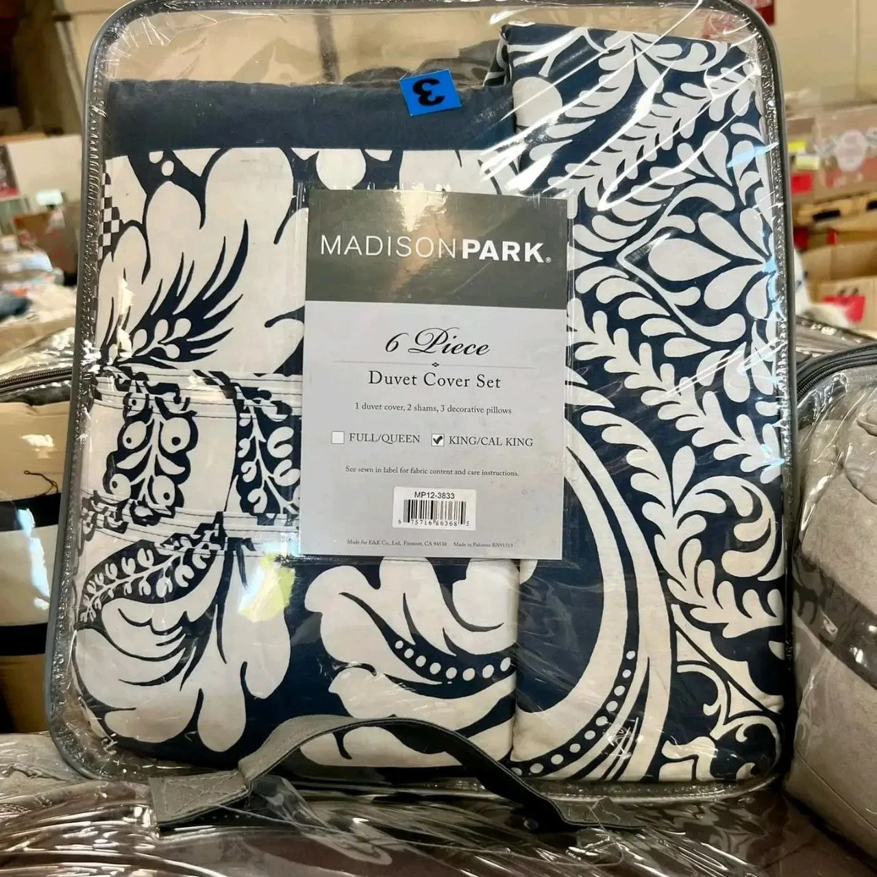 Bedding Accessories Pallet – Brand New Comforters, Sheets & More - Image 9