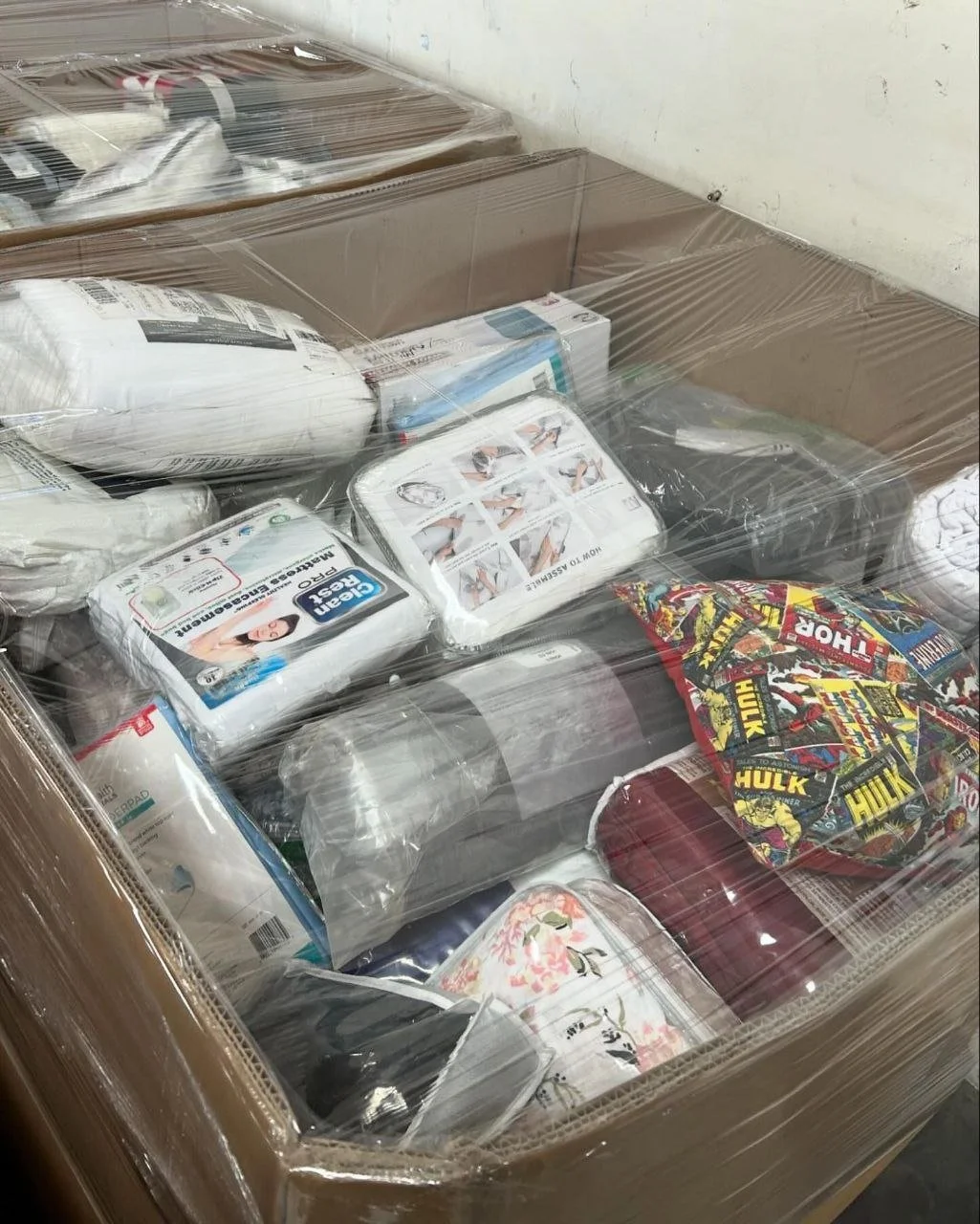 bedding accessories pallet
