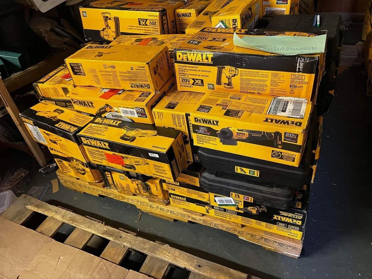 DeWALT Tools Pallet – 25–30 Brand New Power Tools - Image 11