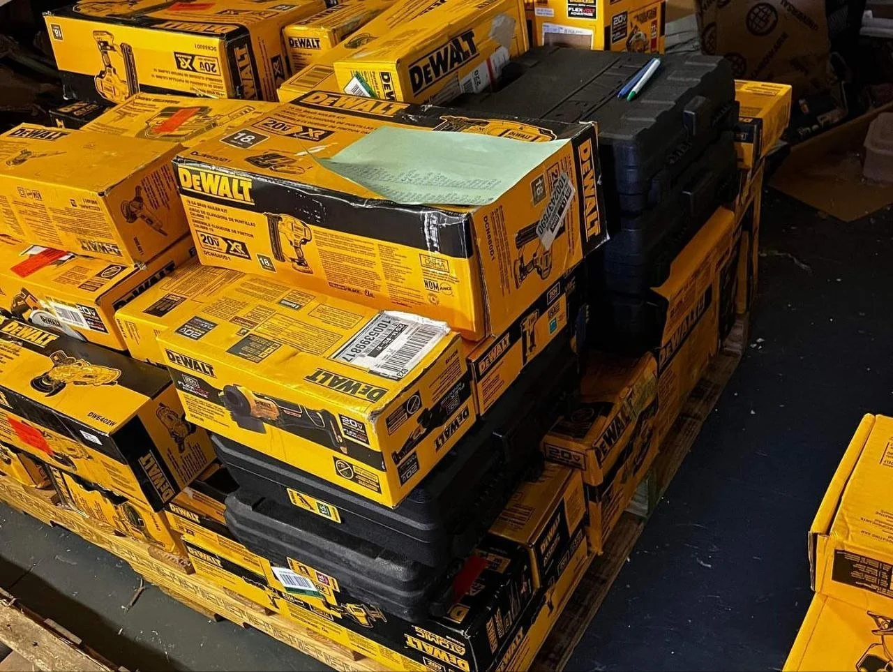 DeWALT Tools Pallet – 25–30 Brand New Power Tools - Image 9