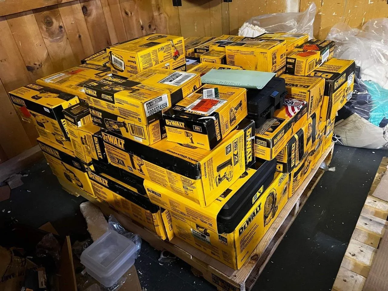 DeWALT Tools Pallet – 25–30 Brand New Power Tools - Image 8