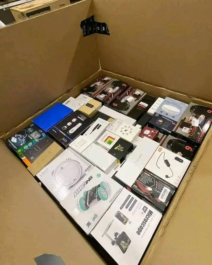 Amazon Electronic Mystery Box – Tech Gadget Surprise Boxes - Image 6