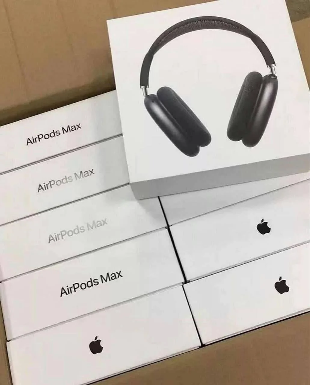 Apple AirPods Max Pallet – Premium Audio Bulk Deal (30 Units) - Image 2