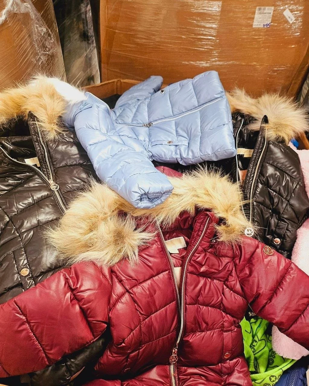 Winter Jacket Pallet – 100 Brand-New Assorted Jackets Wholesale - Image 13