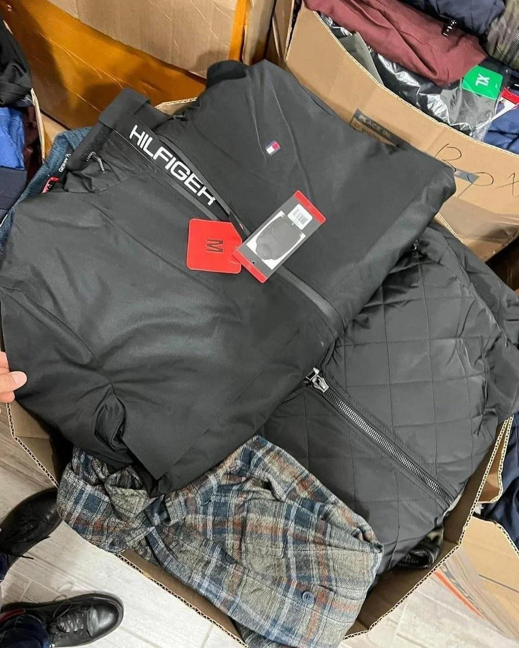 Winter Jacket Pallet – 100 Brand-New Assorted Jackets Wholesale - Image 3