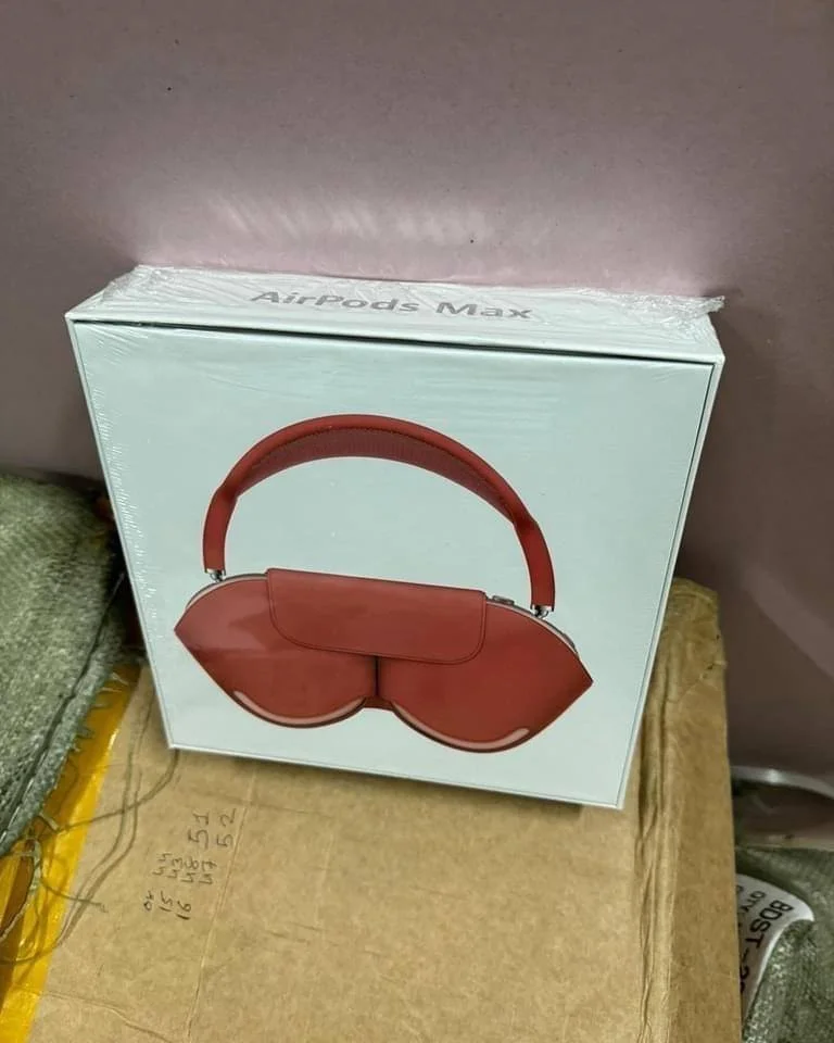 Apple AirPods Max Pallet – Premium Audio Bulk Deal (30 Units) - Image 13